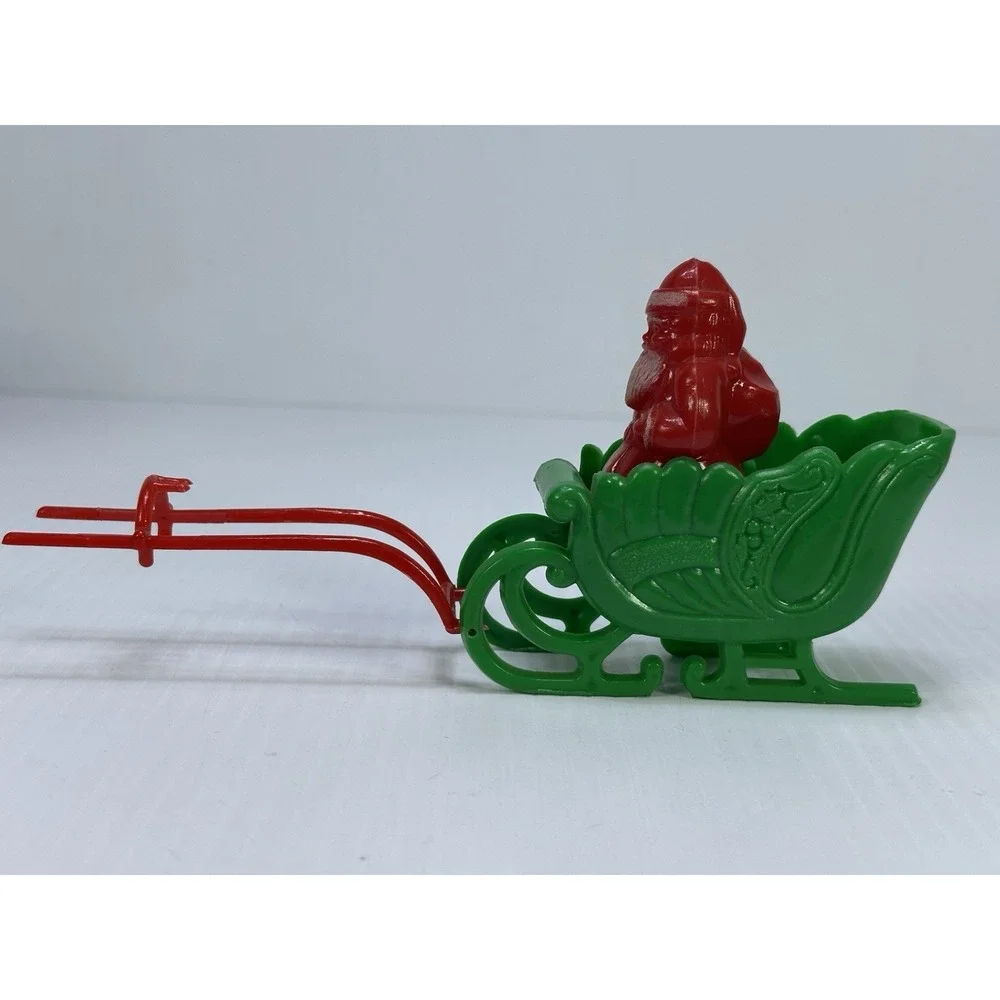 Vintage Christmas Santa Cart Hard Plastic Candy Container